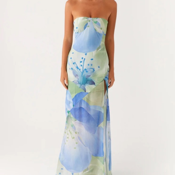 Peppermayo Dresses & Skirts - Peppermayo Floral Maxi Dress - Blue and Green